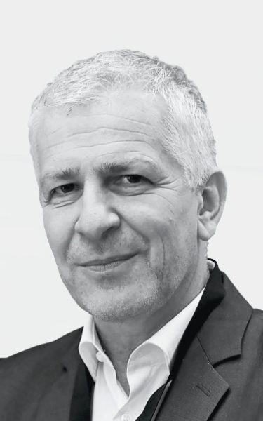 Dirk Arnold